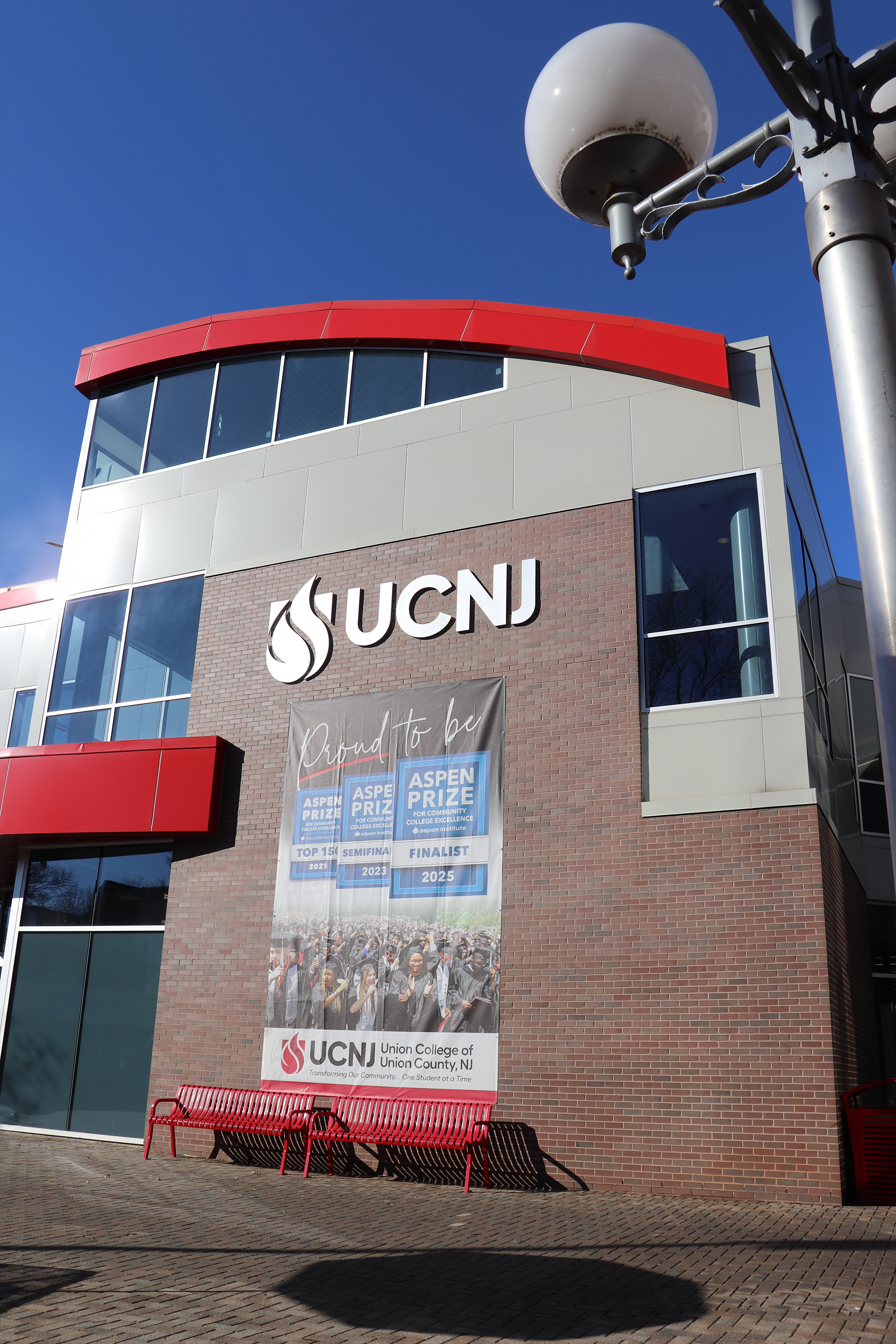 Picture of the Student Development building on UCNJ's Cranford campus.
